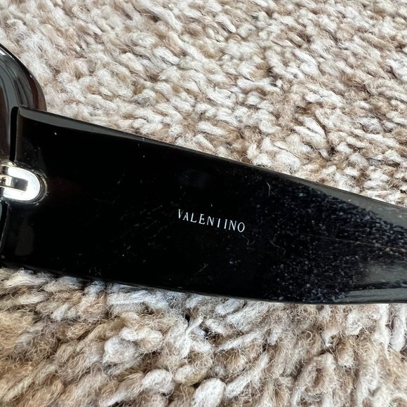 Valentino 5447/S Women\'s Grey Pearl/Taupe Shield Sunglasses. main image 13